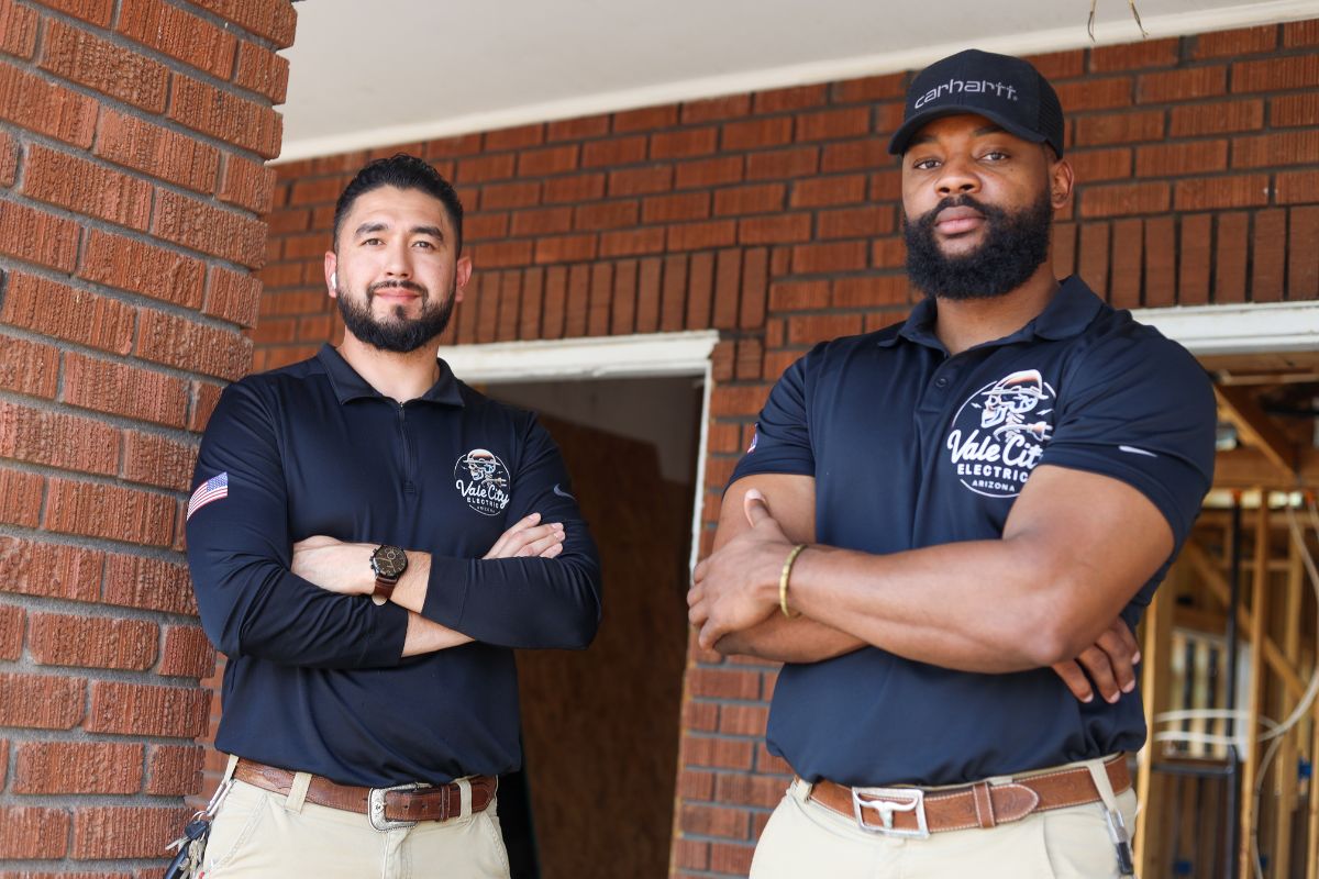John Crowder and Jesus Enriquez of Vale City Electric on the Lynwood I & II new build project in downtown Phoenix’s historic district, overseeing electrical installation